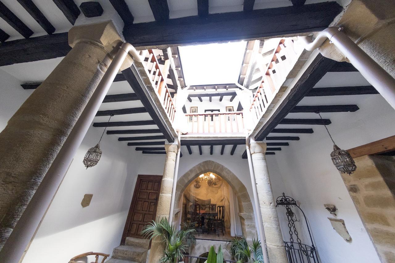 Palacete Sol De Mayo 우베다 외부 사진